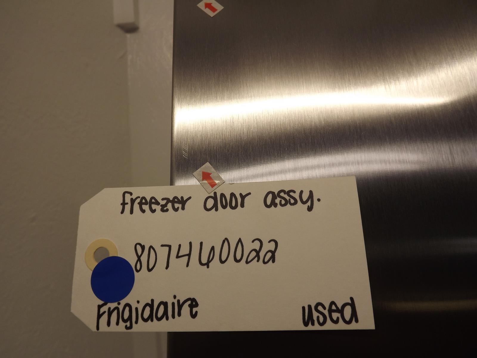 Frigidaire Refrigerator 807460022 Freezer Door Assembly Used Frigidaire Refrigerator 807460022 Freezer Door Assembly Used